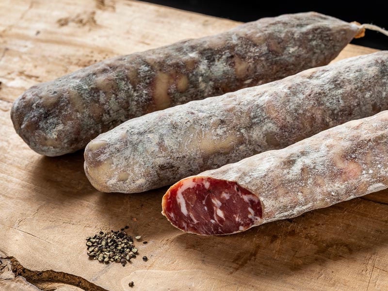 San Costantino black pepper and pistachio salami