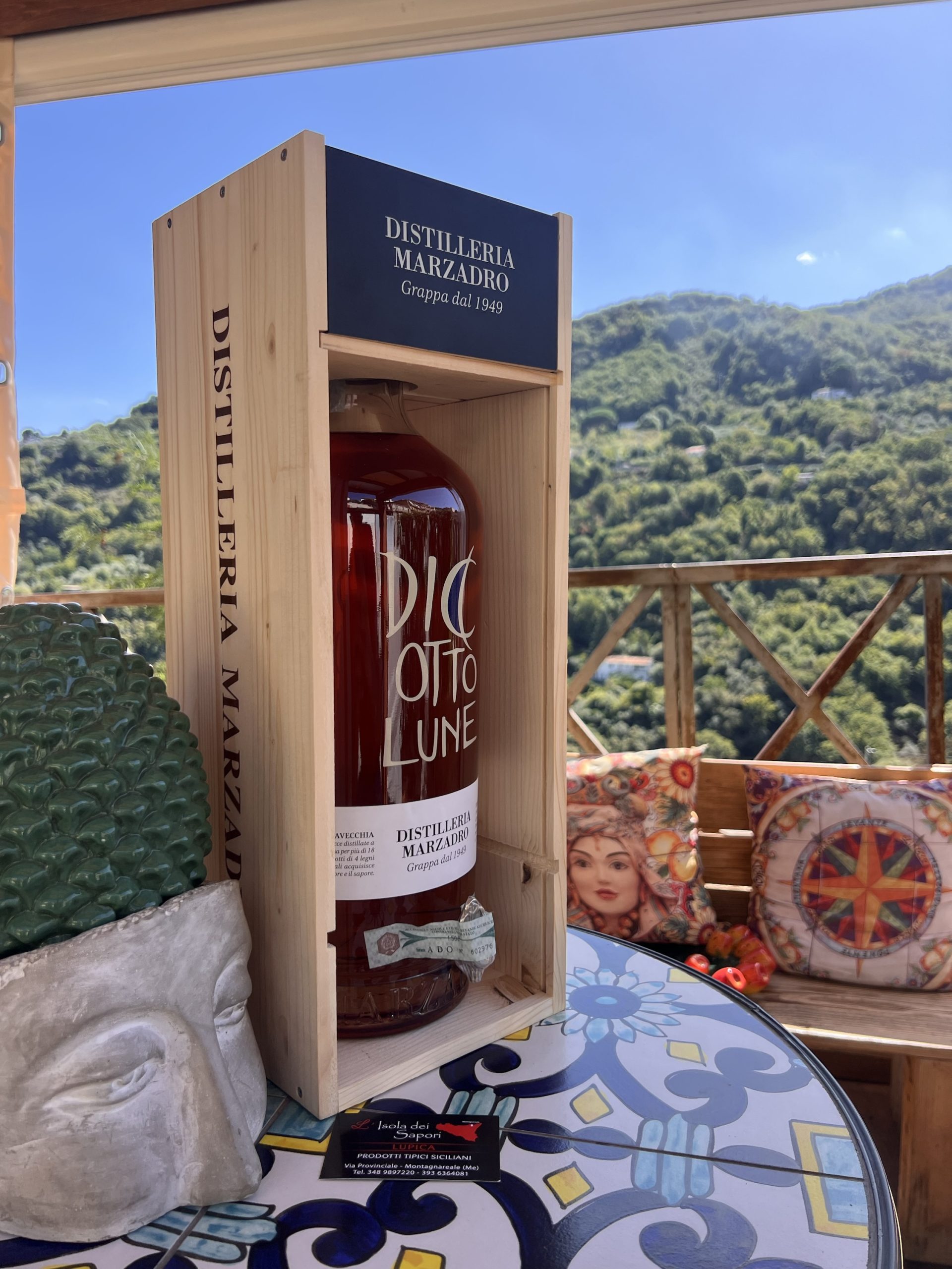 Marzadro grappa 18 lune 4,5 litri con rubinetto - immagine 2