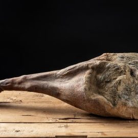 prosciutto crudo di suino nero